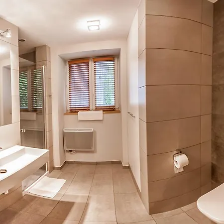 公寓 维拉苏德蒂旅馆 *