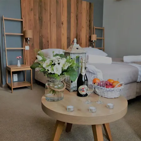 维拉苏德蒂旅馆