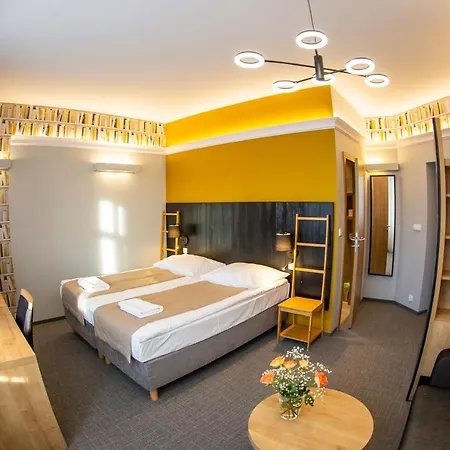 维拉苏德蒂旅馆 库多瓦-兹德鲁伊